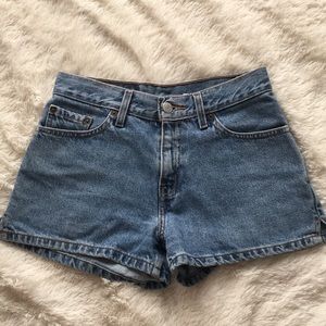 LEVIS SHORTS